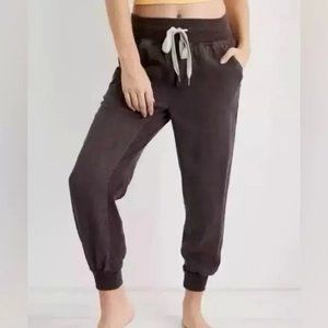 Aerie Light Weight Ribbed Drawstring Jogger
